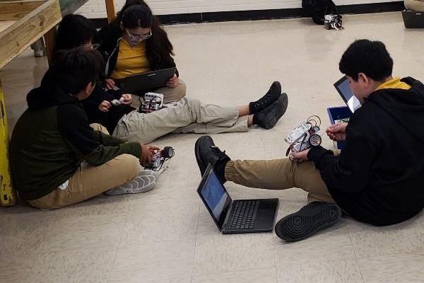 Robotics students 2